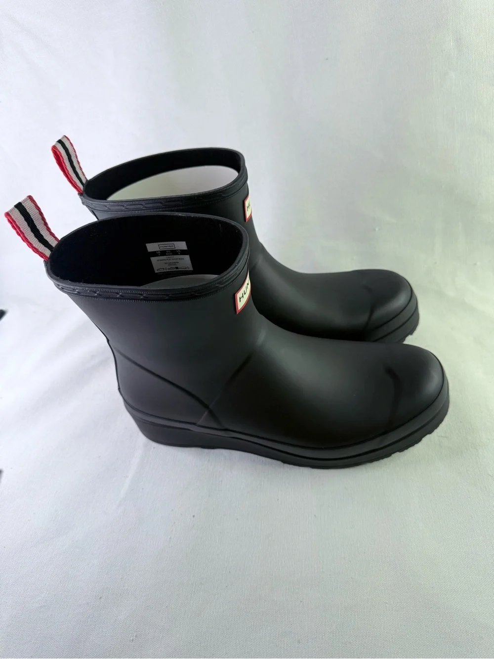 Hunter Women's Short Boot in Black, Size 7 Brand New-Never worn.
